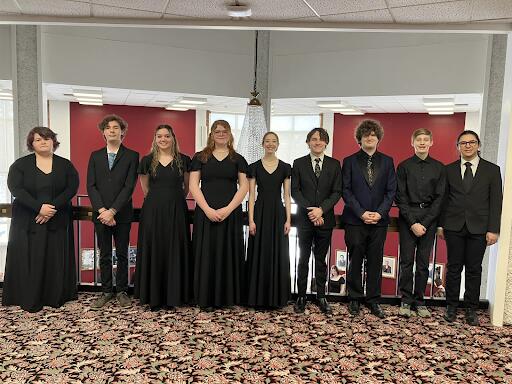Choir students standing for picture
